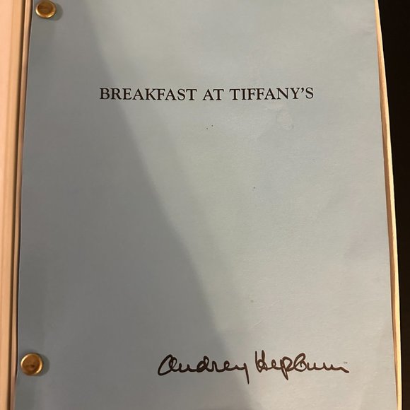 Breakfast at Tiffanys Collector Set - Picture 4 of 9